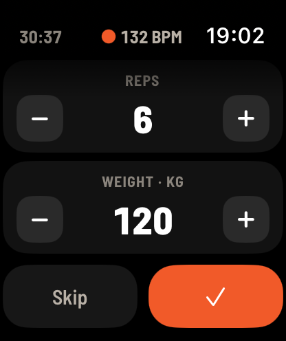 Apple Watch set logging controls with reps, weight, and heart rate
